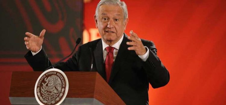 “De dónde pueda” traerá López Obrador a médicos