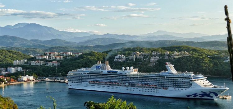 Buscará Oaxaca que lleguen cruceros nacionales e internacionales para impulsar turismo en Huatulco