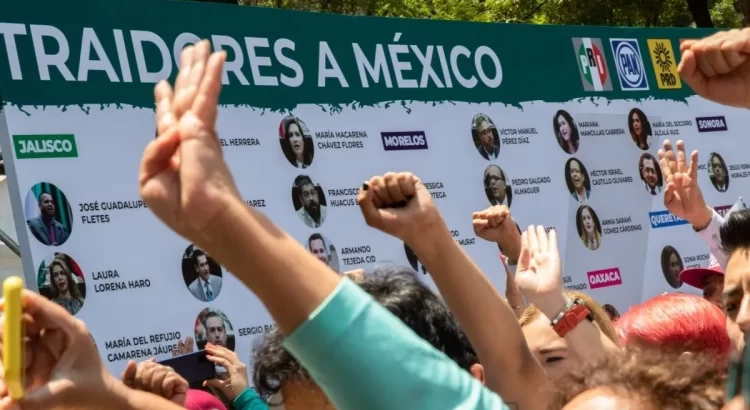 Es calumnia llamar “traidores a México” a legisladores