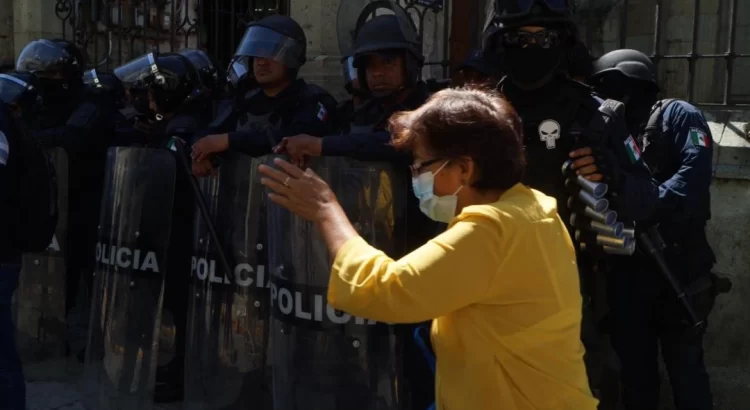 Indagan en Oaxaca al menos 12 violaciones a derechos humanos en 100 primeros días  de gobierno