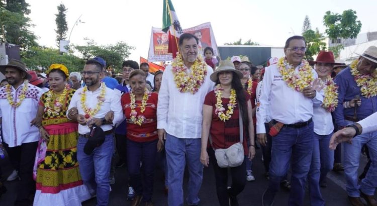 Inicia Noroña campaña en Oaxaca; promete no contratar espectaculares para buscar candidatura presidencial