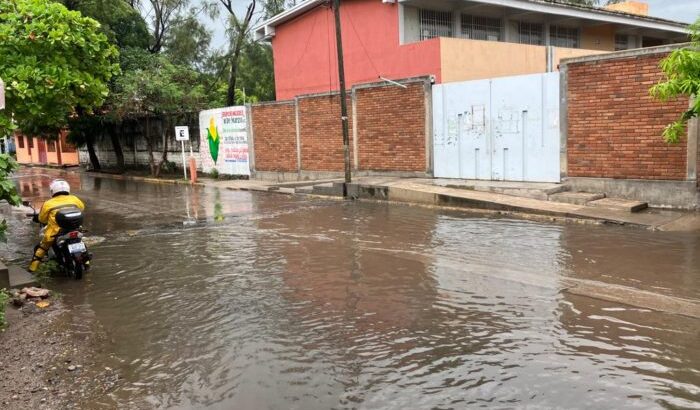 Suspenden clases en Juchitán, Oaxaca, por fuertes lluvias