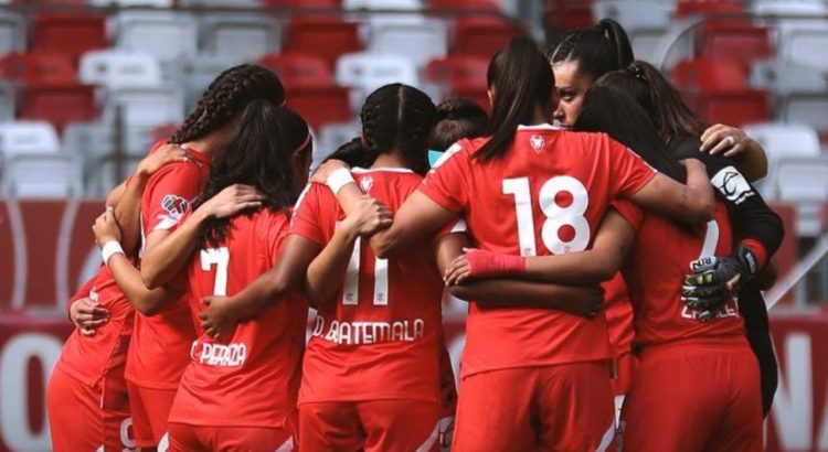 Toluca Femenil entrena sin ropa ante falta de apoyo de marca New Balance