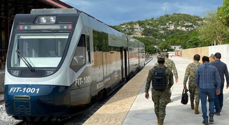 Con mandos de la Marina, realiza Tren Transístmico su primer viaje por Oaxaca