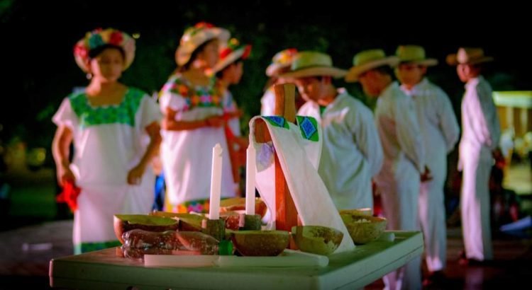 Hoy conmemora Quintana Roo el Día Nacional de la Cultura Maya Hoy conmemora Quintana Roo el Día Nacional de la Cultura Maya