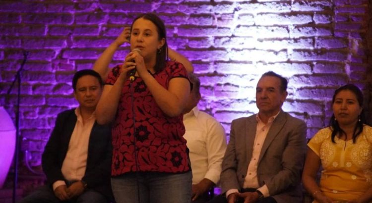 “En estas elecciones está en juego la libertad como la conocemos”, asegura hija de Xóchitl Gálvez en Oaxaca