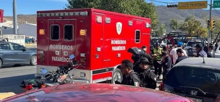 Hieren a comandante de la Policía Estatal de Oaxaca en ataque armado en Plaza del Valle