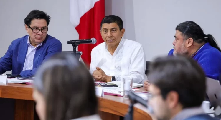 Por austeridad y petición de Jara, Congreso de Oaxaca extingue Jefatura de Gabinete que él mismo creó