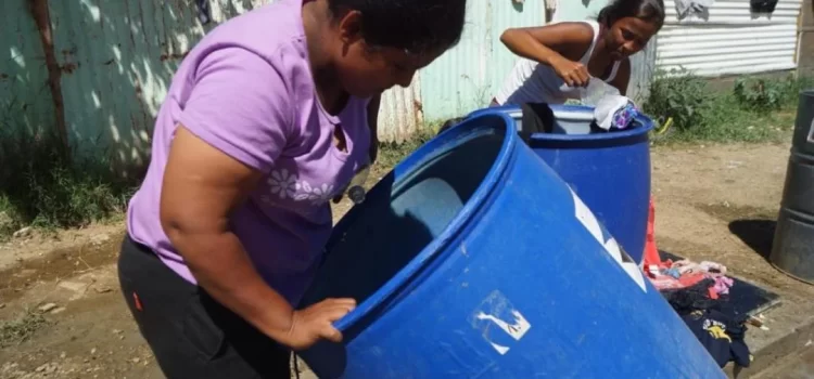 En La Ventosa, comunidad zapoteca de Oaxaca, 2 mil personas llevan 2 meses sin agua potable