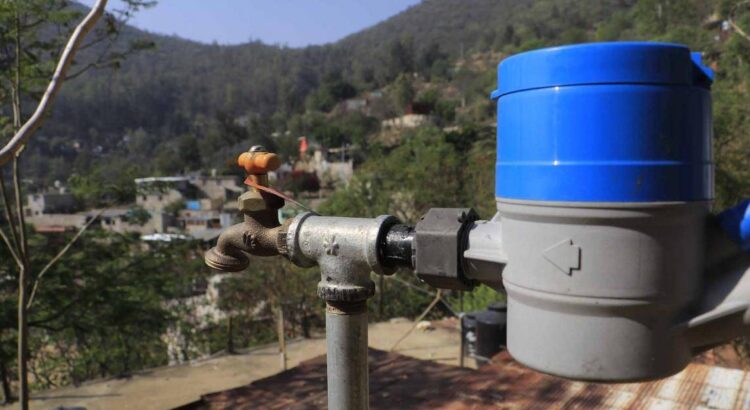 En plena ola de calor se quedan sin agua más de 80 mil en Salina Cruz, Oaxaca