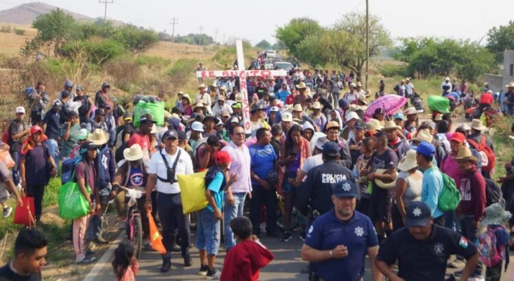 Pueblos de los Valles Centrales de Oaxaca rechazan ingreso de 300 extranjeros del Viacrucis del Migrante