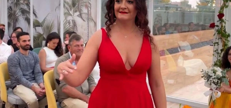 Acto de sologamia: Vanessa se casó con ella misma Acto de sologamia: Vanessa se casó con ella misma
