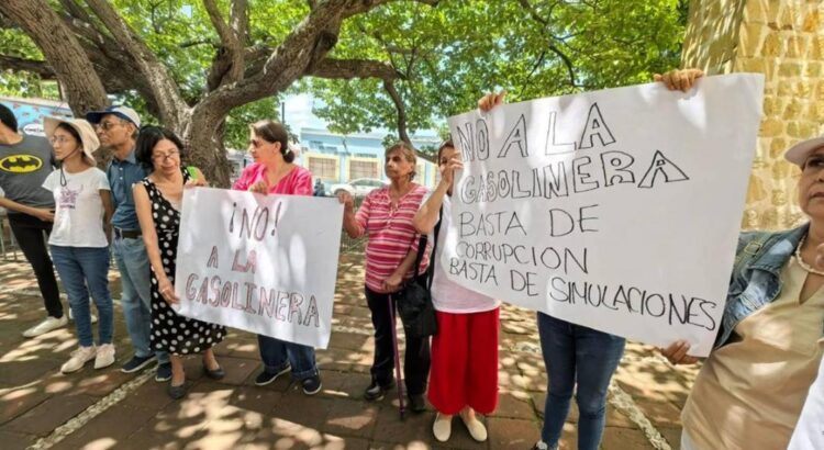 Vecinos de Jalatlaco se oponen a gasolinera en la ciudad de Oaxaca