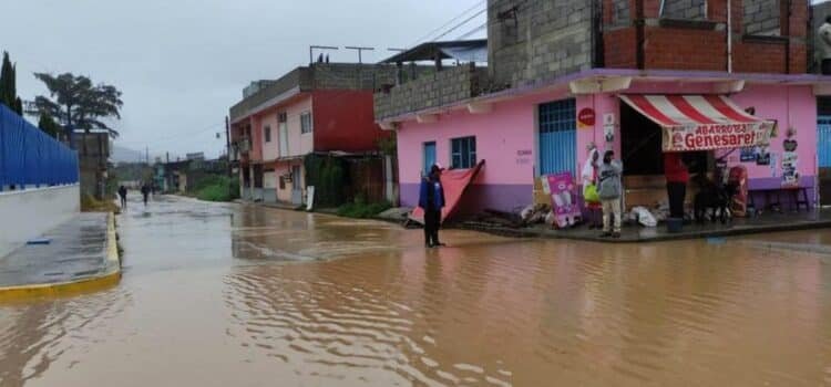John se degradó a tormenta tropical, pero seguirán fuertes lluvias en Oaxaca