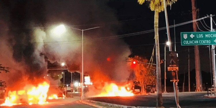 Culiacán bajo fuego: La guerra entre facciones del Cártel de Sinaloa acorrala a la población