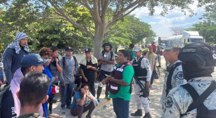 Llega caravana “la roca de Dios” a Juchitán, Oaxaca; exigen justicia por migrantes atropellados