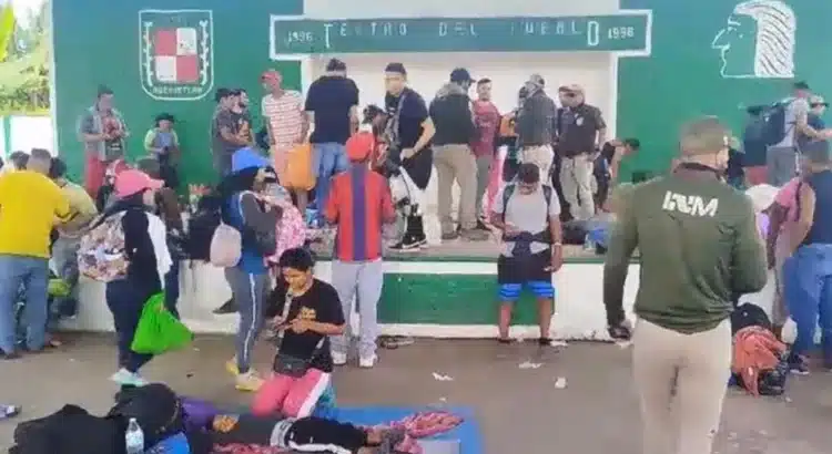 Nueva caravana de 2 mil migrantes camina hacia Oaxaca; denuncian acoso de autoridades mexicanas