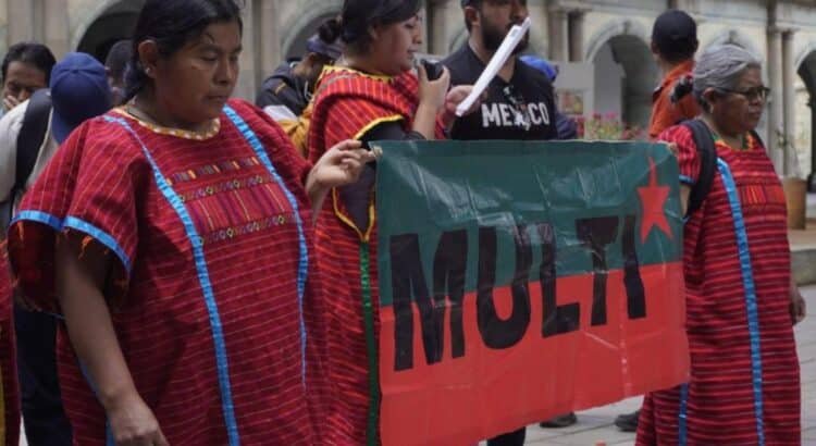 Cumplen 4 días bloqueos del MULTI por ataque a dirigente; exigen atención del gobierno de Oaxaca