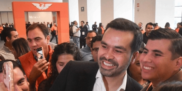 Jorge Álvarez Máynez asume la dirigencia nacional de Movimiento Ciudadano Jorge Álvarez Máynez asume la dirigencia nacional de Movimiento Ciudadano
