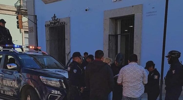 Investigan en Oaxaca robo de efectivo en una sucursal bancaria; mujeres iban a depositar 6 mdp