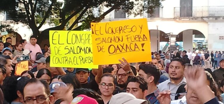 Anuncian amparos individuales contra despido masivo de mil 344 trabajadores del gobierno de Oaxaca