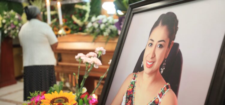 Velan a la activista Sandra Domínguez, víctima de desaparición en Oaxaca