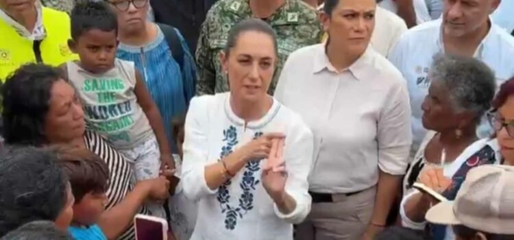 Sheinbaum visita a damnificados por huracán “Erick” en Oaxaca