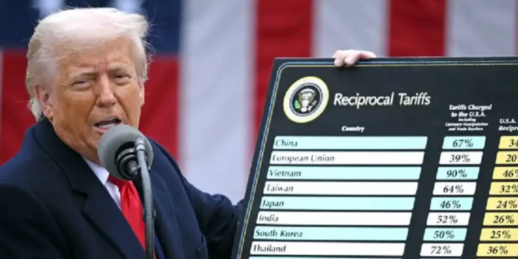 Logra Trump acuerdo comercial con Japón