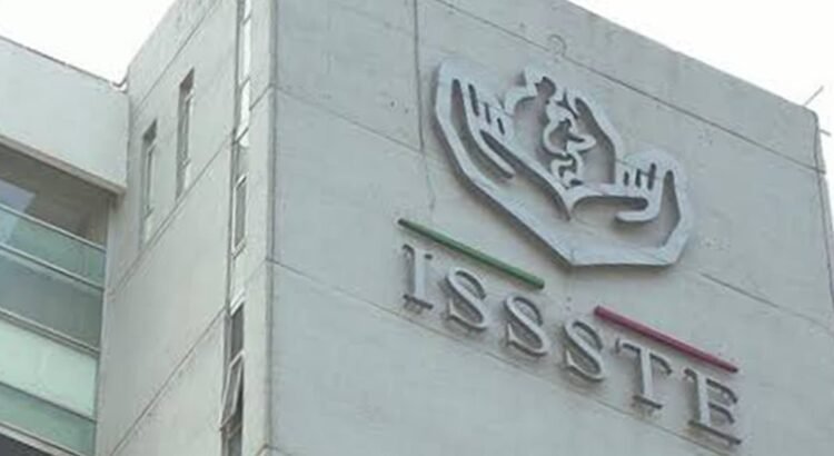 Por deudas del ISSSTE, dejan a pacientes sin servicio de hemodiálisis en hospital de Salina Cruz