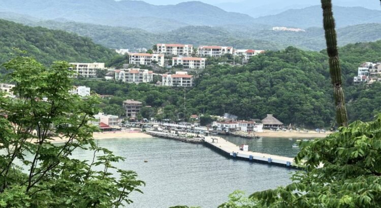 Asentamientos irregulares amenazan la biodiversidad del Parque Nacional Huatulco