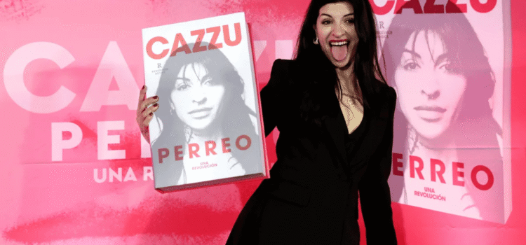Cazzu presenta su libro “Perreo, una revolución” y reflexiona sobre feminismo y machismo en la música urbana