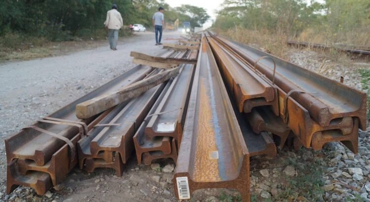 Por adeudos, empresarios de Matías Romero paran obras del centro de operaciones del Tren Transístmico Por adeudos, empresarios de Matías Romero paran obras del centro de operaciones del Tren Transístmico
