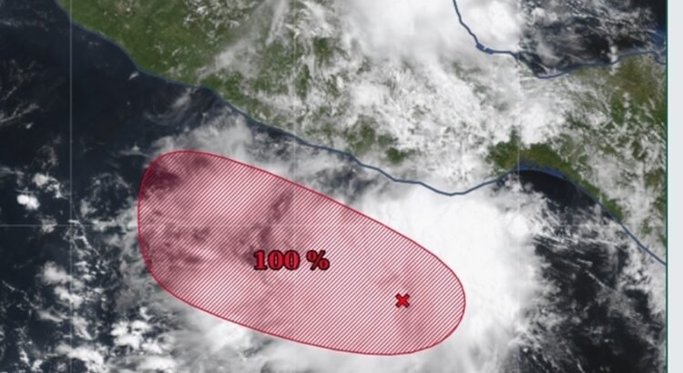Protección Civil de Oaxaca advierte formación de ciclón tropical y oleaje elevado