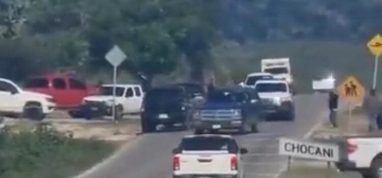 Se enfrentan transportistas en la región Mixteca de Oaxaca; hay una persona muerta y una herida