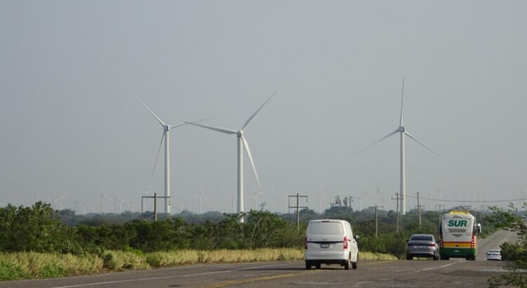 Habitantes de La Ventosa, en el Istmo de Oaxaca, advierten bloqueos carreteros ante la falta de energía eléctrica Habitantes de La Ventosa, en el Istmo de Oaxaca, advierten bloqueos carreteros ante la falta de energía eléctrica