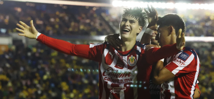 Chivas se imponen 2-1 al América en el Clásico Nacional