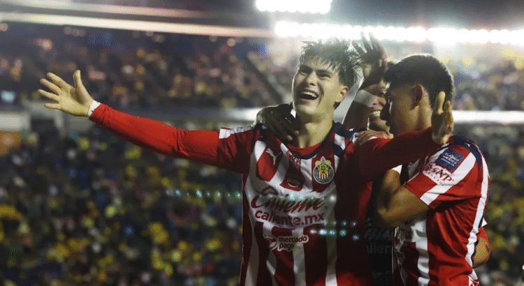 Chivas se imponen 2-1 al América en el Clásico Nacional