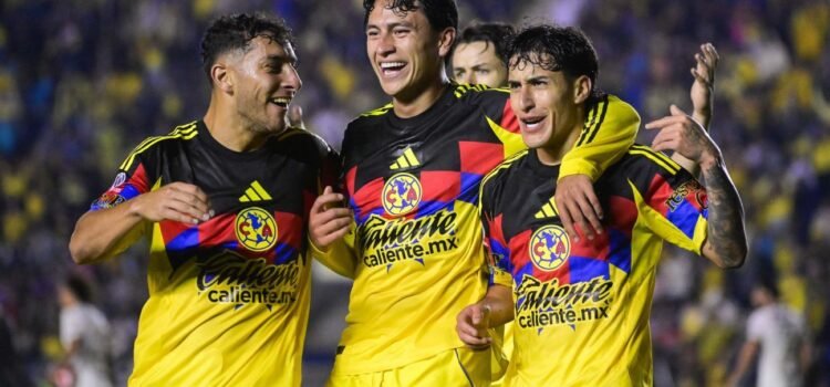 América remonta y golea 4-1 a Pumas en el clásico capitalino