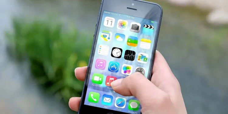 Prohibirá Dinamarca las redes sociales a menores de 15 años
