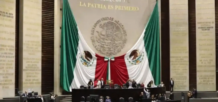 Con “retroactividad light” aprueba el Senado la Ley de Amparo