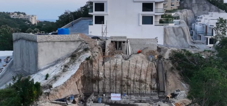 Clausuran cuatro desarrollos inmobiliarios en Huatulco; obras no tenían autorización y realizaron cambios ilegales de uso de suelo