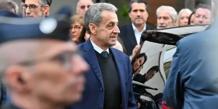 Solo duró Sarkozy 20 días en prisión Solo duró Sarkozy 20 días en prisión