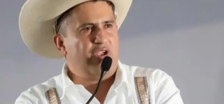 Detienen a escoltas de Carlos Manzo