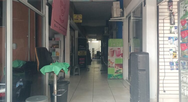 Crece inconformidad por “apagones” en municipios del Istmo de Oaxaca; hay 70 colonias afectadas en Salina Cruz